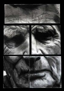 Examiner la obra de arte en blanco y negro de un retrato detallado en diferentes ángulos, resaltando técnicas de dibujo y pintura en la escuela de arte El Visor en Barcelona.